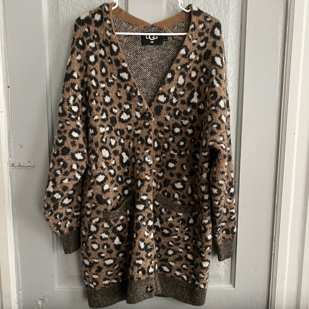 UGG Cardigan